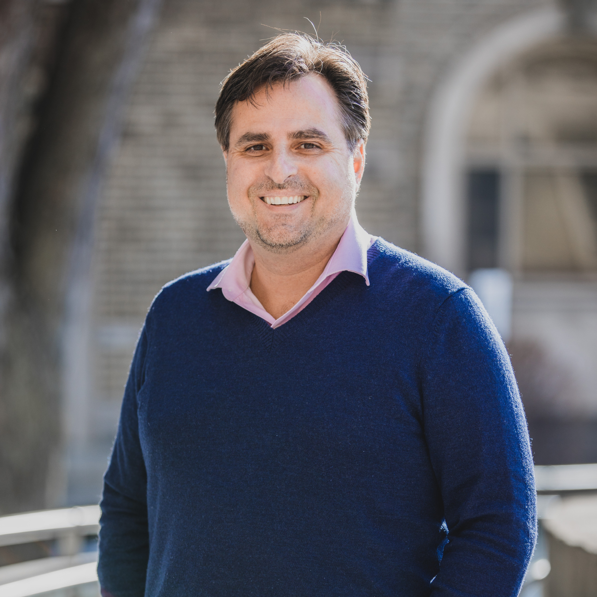 À propos dr vlad iordanescu