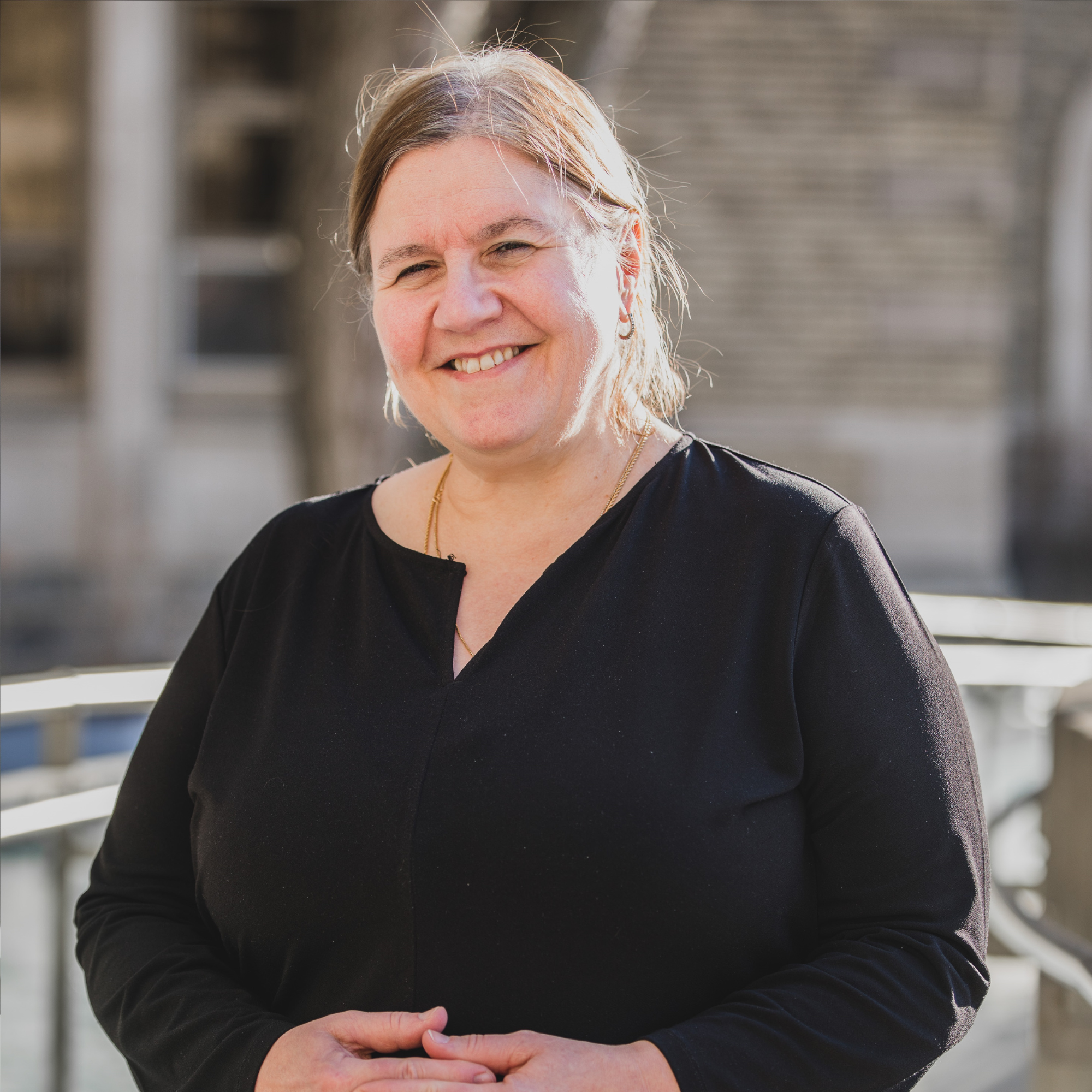 À propos dre lyne desnoyers